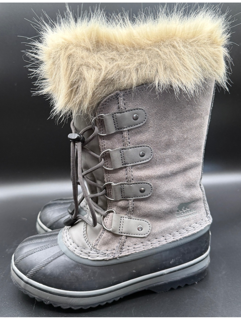 Sorel Joan of arctic youth boots 4Y gray suede waterproof winter snow kids